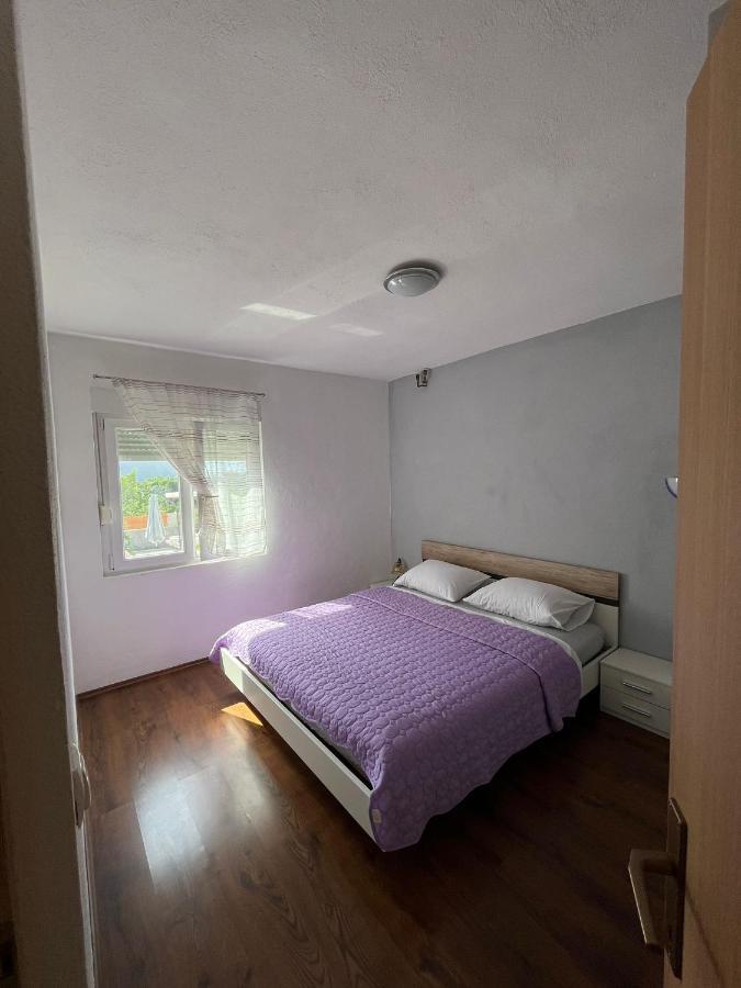 Apartmani Mia Драге Екстериор снимка